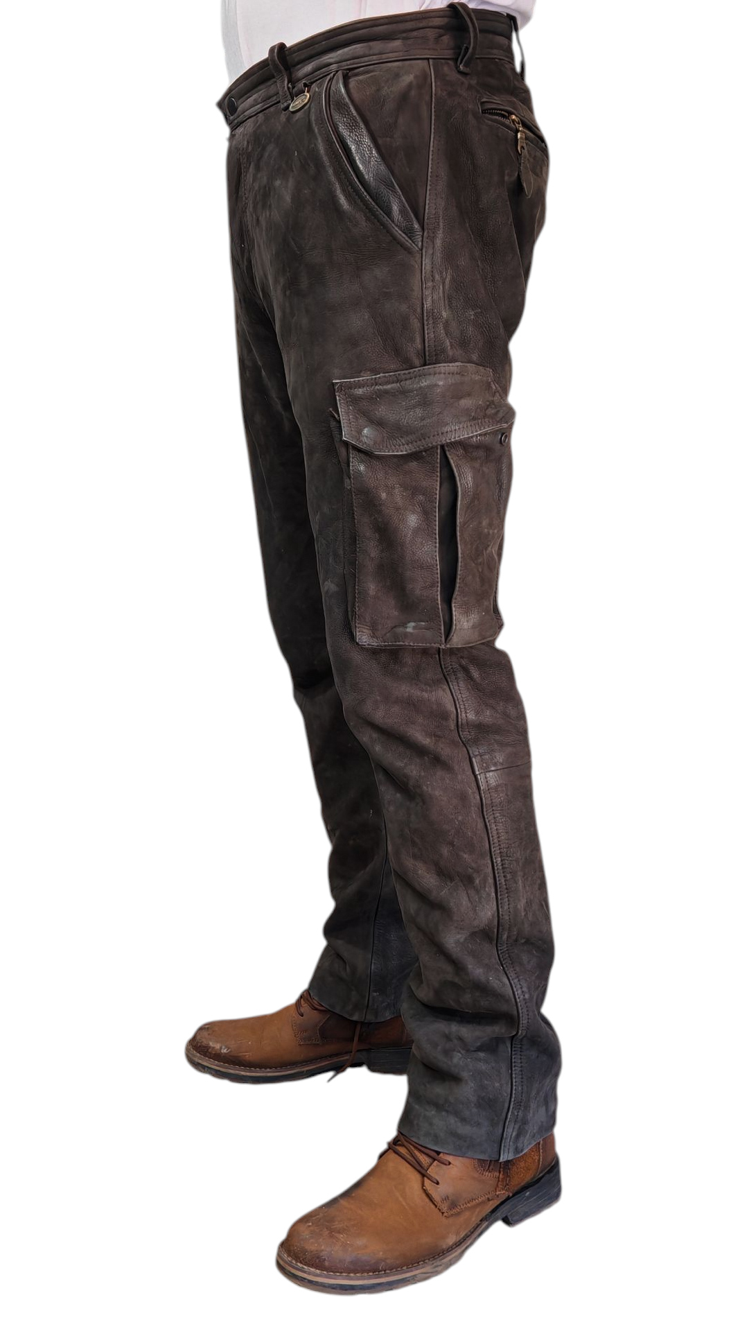 Pantalón en cuero Nobuk