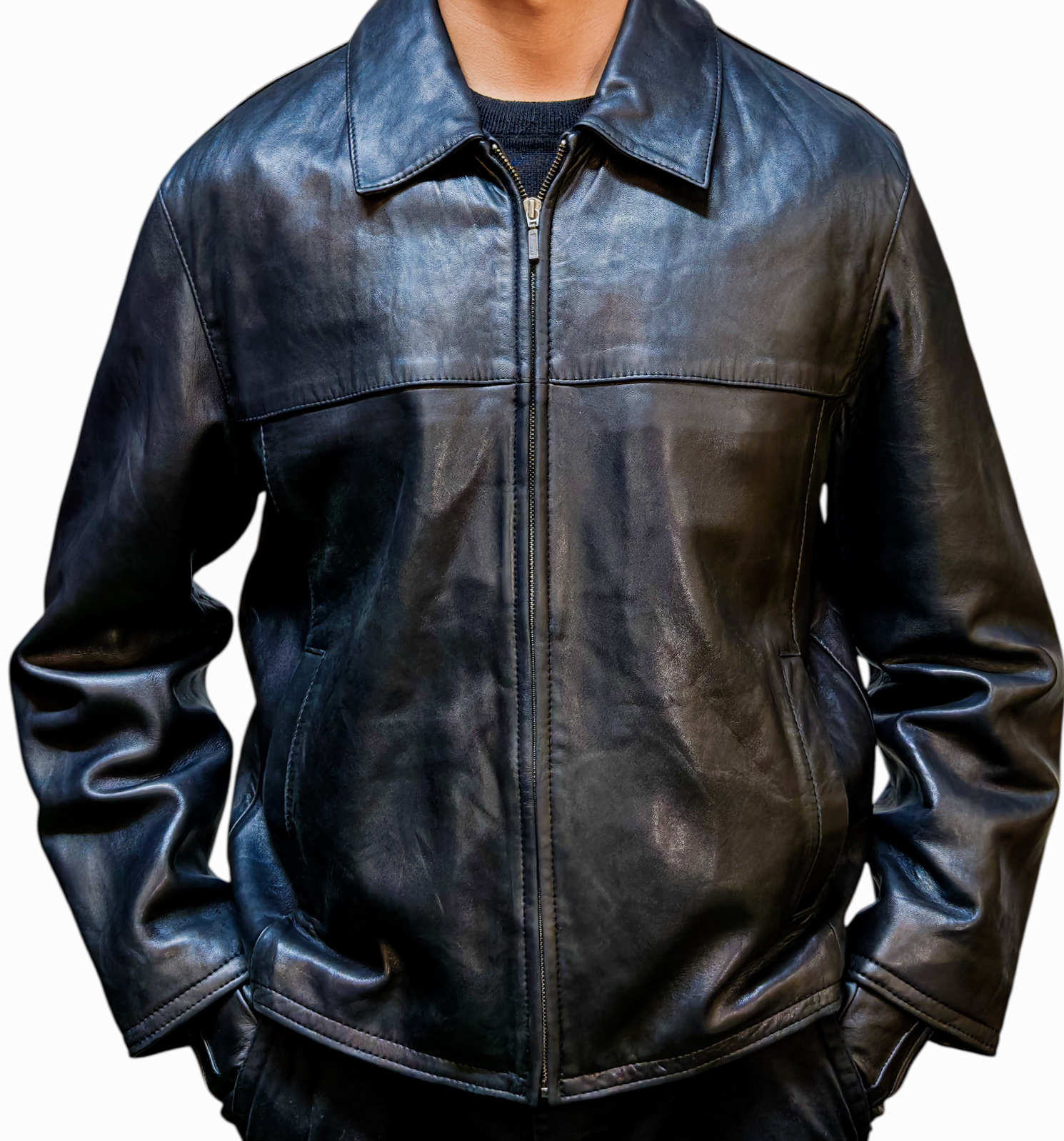 EDDIE BAUER